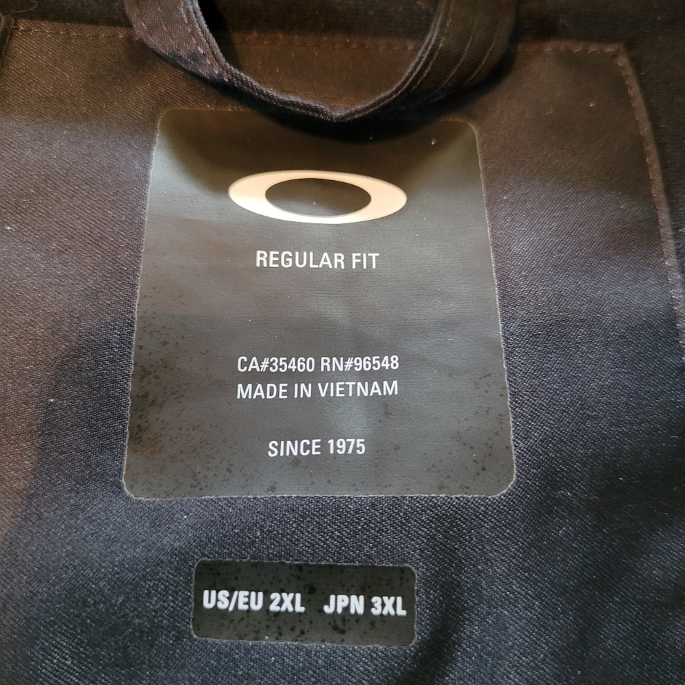Oakley Snowboard Jacket